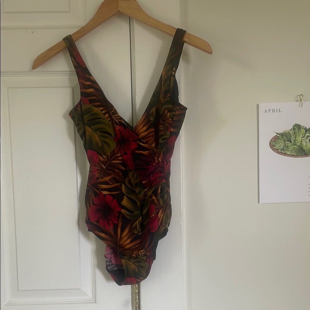 Vintage miracle suit floral swimwear